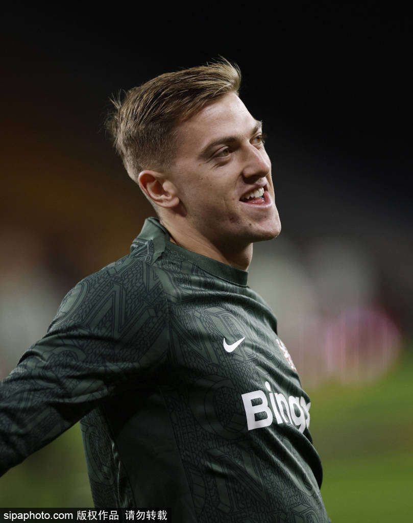 前途光明！18岁埃斯特旺本赛季参加三项赛事均取得进球